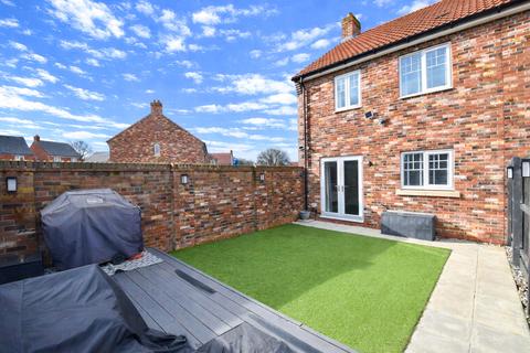 3 bedroom semi-detached house for sale, Dunnock Road, Partington, M31