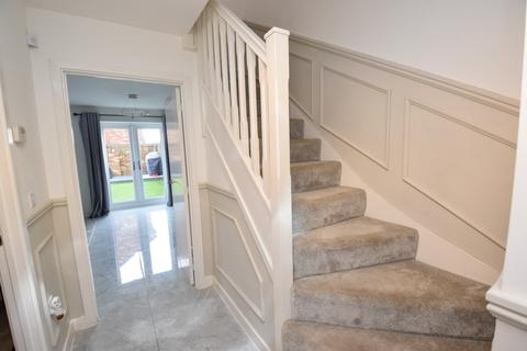 3 bedroom semi-detached house for sale, Dunnock Road, Partington, M31