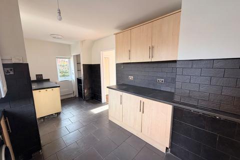 3 bedroom semi-detached house to rent, Probert Avenue, Goldthorpe, Rotherham, South Yorkshire, S63
