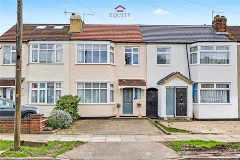 Carnarvon Avenue, Enfield, EN1