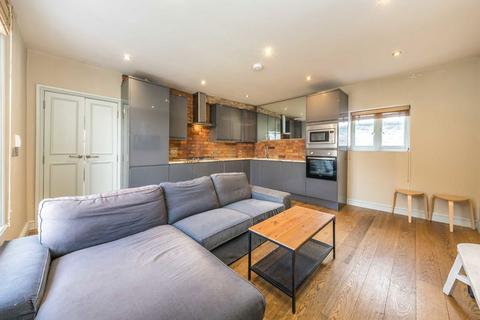3 bedroom flat to rent, Petherton Road, London N5