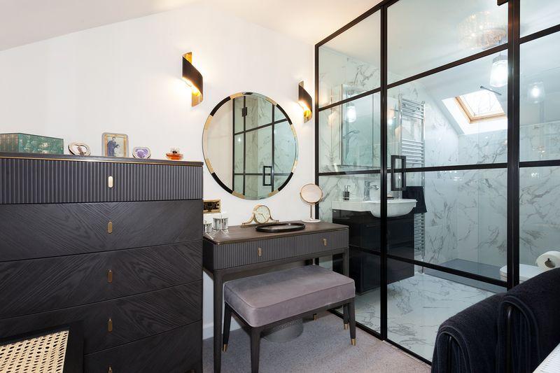 Dressing area
