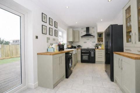3 bedroom semi-detached house for sale, Gladstone Road, Maidstone