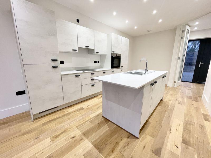 Kitchen alt view