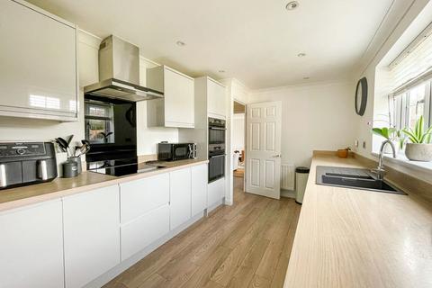 4 bedroom detached house for sale, Stowe Close, Grange Park, Hedge End, SO30