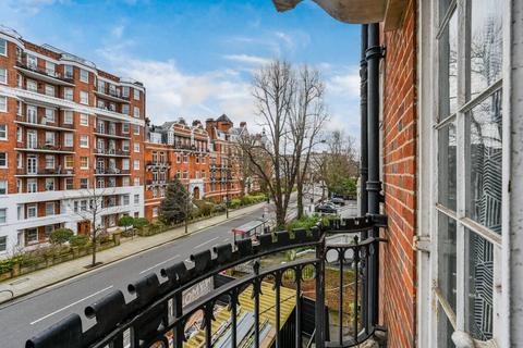 Studio to rent, Abbey Road, St John's Wood, London, NW8