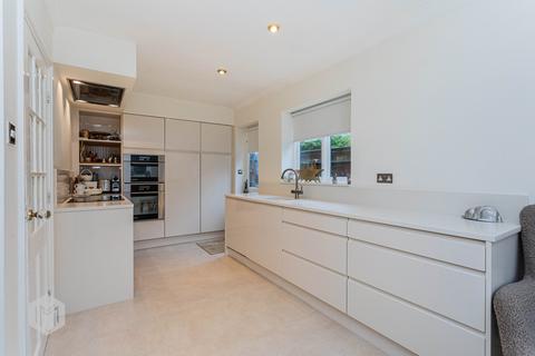 4 bedroom detached house for sale, Milldale Close, Lostock, Bolton, Greater Manchester, BL6 4ED