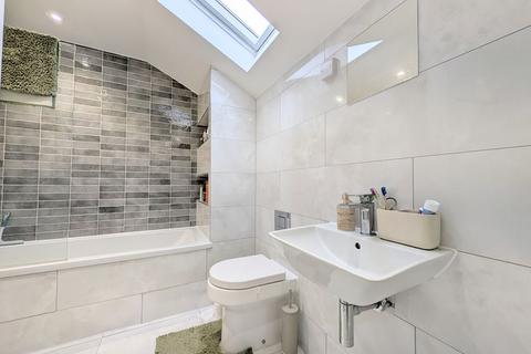 1 bedroom property to rent, To Let - Church Street, Southport Town Centre - One Bedroom Apartment
