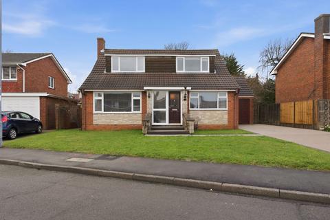 4 bedroom detached bungalow for sale, East Court, Drayton