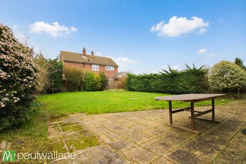 3 bedroom detached house for sale, Stratfield Drive, Broxbourne