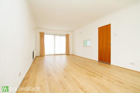 3 bedroom detached house for sale, Stratfield Drive, Broxbourne