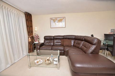 undefined, Ashmount Crescent, Slough