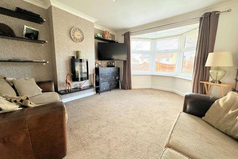 3 bedroom semi-detached house for sale, Blakemere Crescent, Portsmouth PO6
