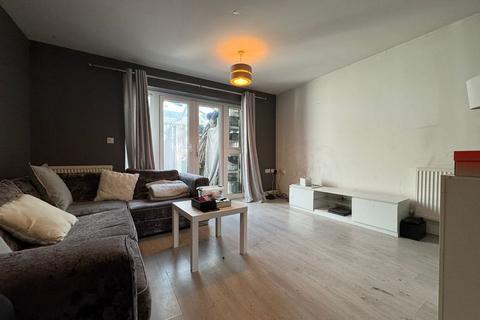 3 bedroom townhouse for sale, Leicester Road, Luton