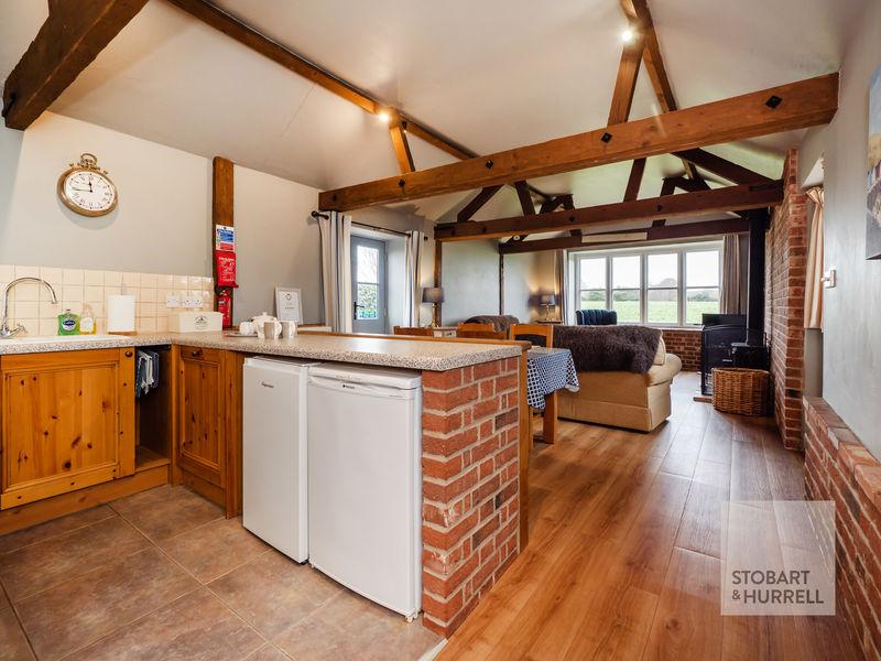 Barn Kitchen To...