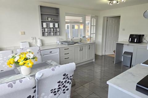 3 bedroom detached bungalow for sale, Elizabeth Drive, Chapel St. Leonards, Skegness, PE24 5RS