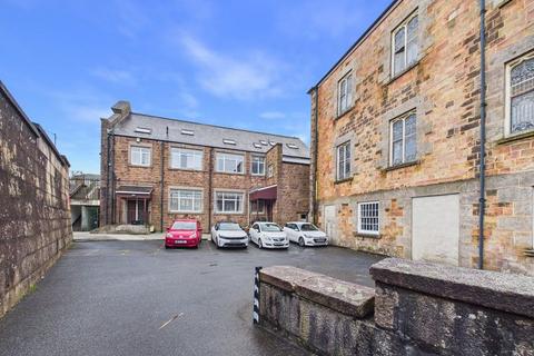 undefined, Tuckingmill Apartment - Large DOUBLE ROOM with shared facilities