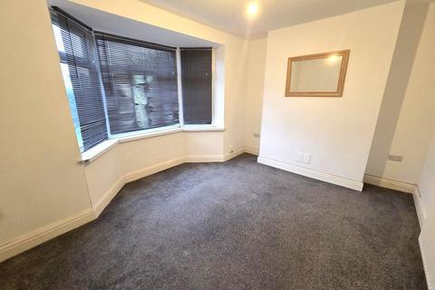 3 bedroom semi-detached house to rent, Dessmuir Road, Cardiff CF24