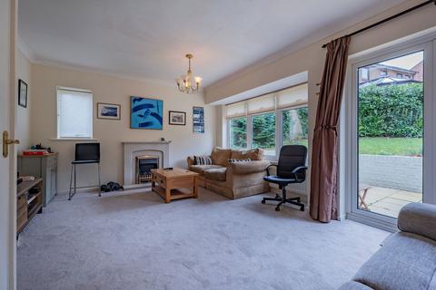 2 bedroom detached house for sale, Hurst Hill, Chatham ME5