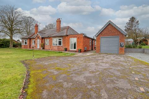 3 bedroom semi-detached bungalow for sale, Manor Road, Scunthorpe