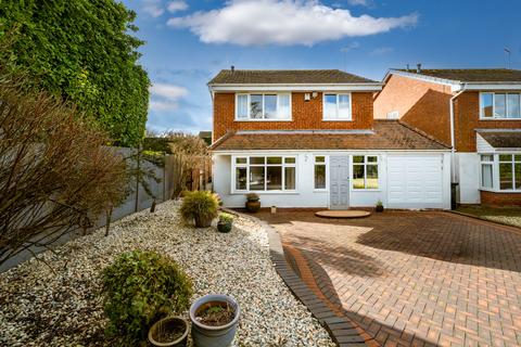 4 bedroom detached house for sale, Maidensbridge Gardens, Kingswinford DY6