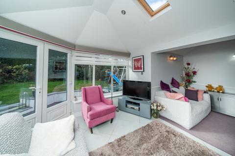 4 bedroom detached house for sale, Maidensbridge Gardens, Kingswinford DY6