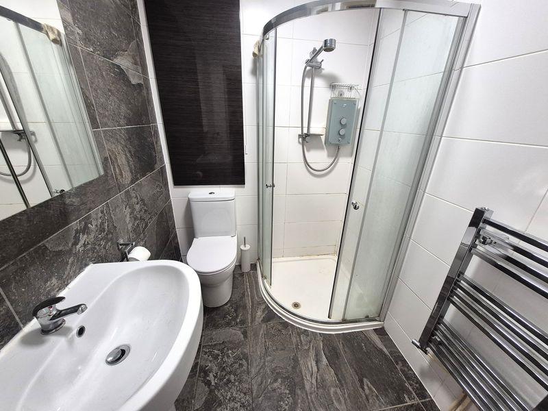 Ensuite Shower Room