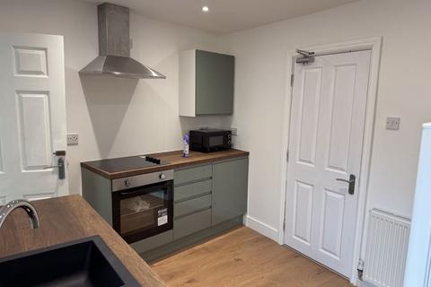 1 bedroom property to rent, Station Road, St. Helens