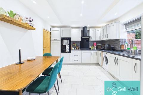 2 bedroom end of terrace house for sale, Wellington Road, Manchester M27