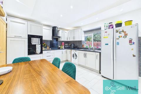 2 bedroom end of terrace house for sale, Wellington Road, Manchester M27