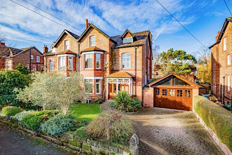 undefined, Ollerbarrow Road, Hale, Altrincham, WA15