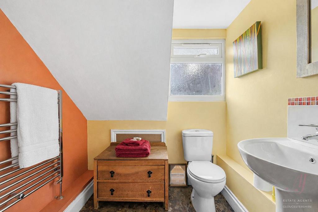 Ensuite 2.png