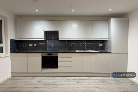 undefined, Hanworth Road, Hounslow, TW3