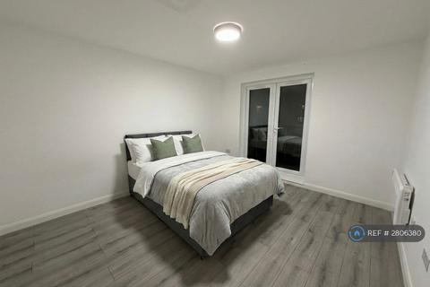 undefined, Hanworth Road, Hounslow, TW3