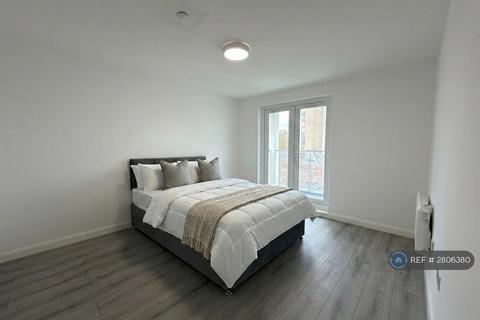 undefined, Hanworth Road, Hounslow, TW3