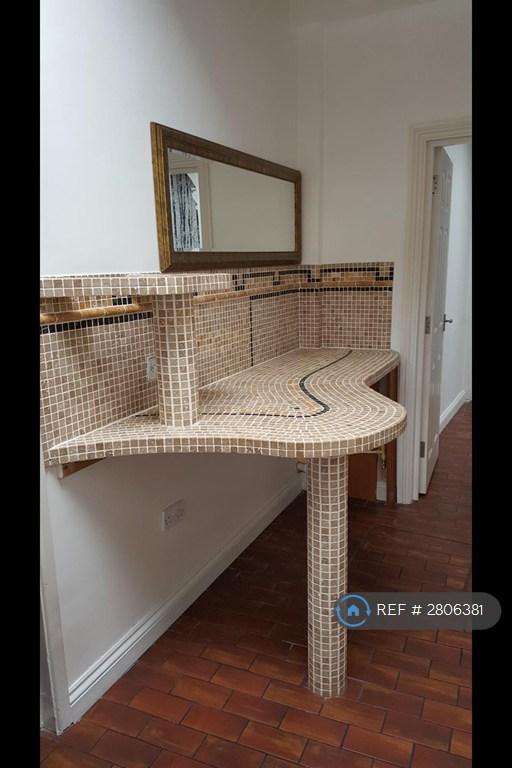 Tumbled Marble Countertop/Make Up Area?