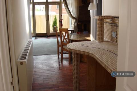 undefined, Wood Street, Calne, SN11