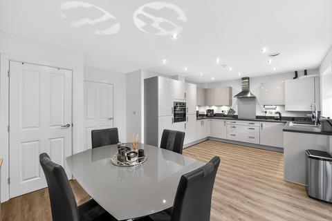 4 bedroom semi-detached house for sale, Buttermere Way, West Thurrock, Grays, RM20