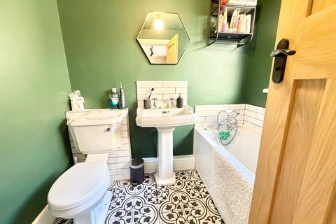 3 bedroom semi-detached house for sale, Victoria Road, Brierley Hill DY5