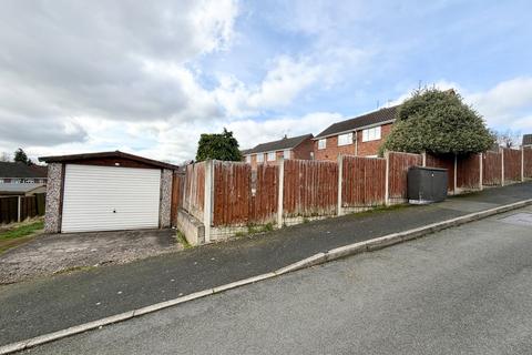 3 bedroom semi-detached house for sale, Lawnsdown Road, Brierley Hill DY5
