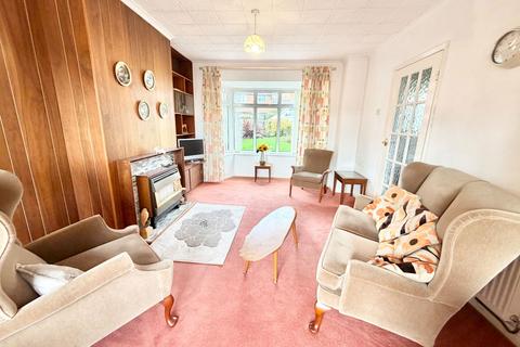 3 bedroom semi-detached house for sale, Lawnsdown Road, Brierley Hill DY5