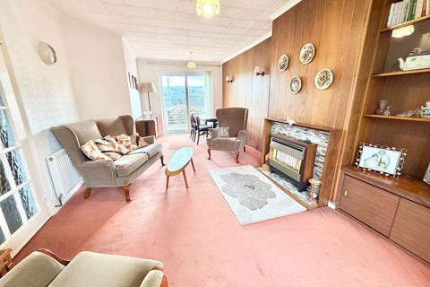 3 bedroom semi-detached house for sale, Lawnsdown Road, Brierley Hill DY5
