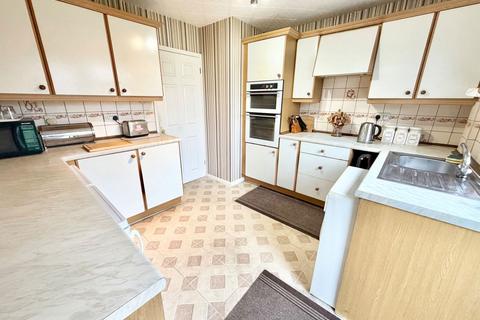 3 bedroom semi-detached house for sale, Derwent Close, Brierley Hill DY5