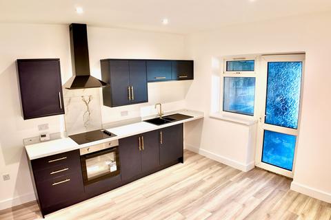 3 bedroom terraced house for sale, Alexandra Road, Six Bells, NP13