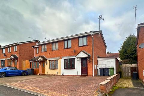 2 bedroom semi-detached house to rent, Sussex Close, Nuneaton, Warwickshire, CV10