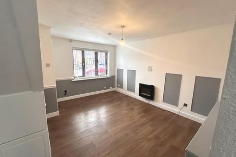 2 bedroom semi-detached house to rent, Sussex Close, Nuneaton, Warwickshire, CV10