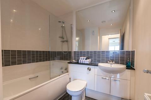 2 bedroom flat to rent, Waterfront Avenue, Edinburgh, EH5