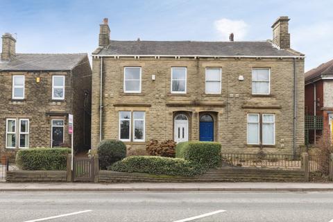 3 bedroom semi-detached house for sale, Bradford Road, Cleckheaton, BD19