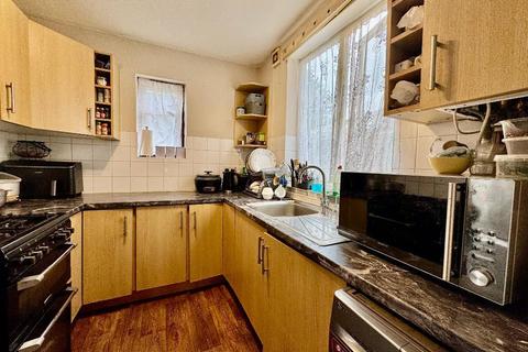 3 bedroom semi-detached house for sale, Rutland Crescent, St Annes, Luton, Bedfordshire, LU2 0RG