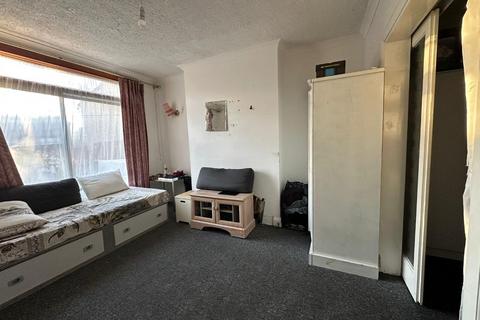 3 bedroom house to rent, Lankers Drive, Harrow